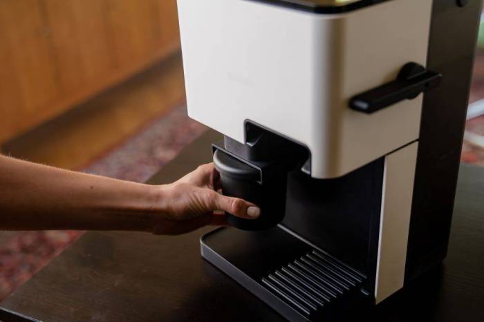 Machine à café automatique Machine à café NIVONA - CUBE GRIS NOIR - 4106